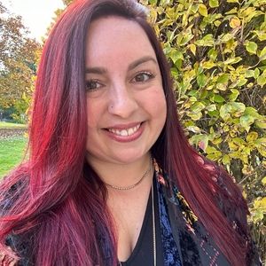 Meet your Posher, Andrea